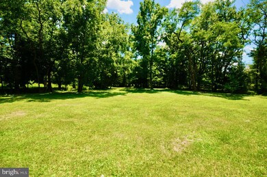 160 Mill Ln W, Columbus, NJ 08022 - photo 4