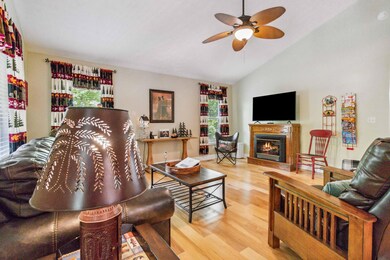 211 Stoneybrook Rd, Burnside, KY 42519 - photo 2