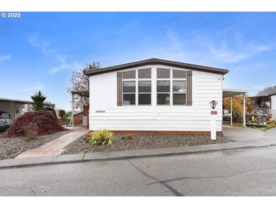 406 Shadow Ranch Ln, Roseburg, OR 97470 - photo 2