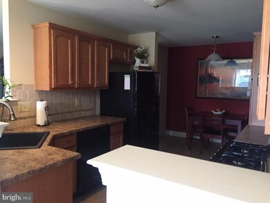 6953 Hunt Dr, Macungie, PA 18062 - photo 7