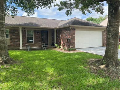 5206 Spring Branch Dr, Pearland, TX 77584 - photo 2