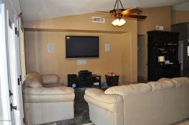 family room 3