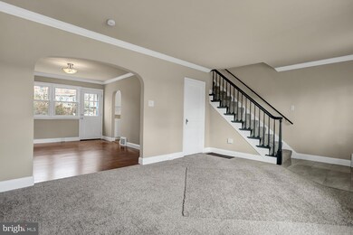 212 Sycamore Rd, Reading, PA 19611 - photo 5