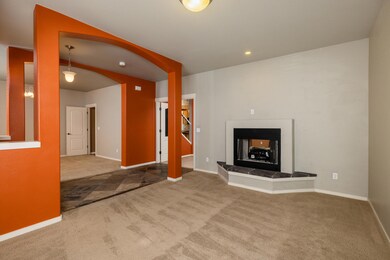 636 NE Apache (5 of 29)