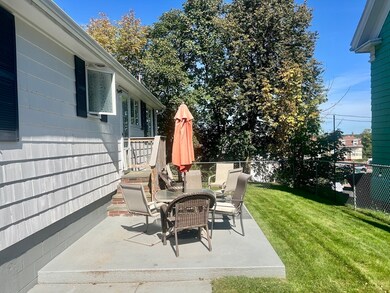 24 Lily St, Lynn, MA 01902 - photo 3