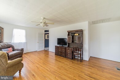 321 Chenowith Dr, Stevensville, MD 21666 - photo 5