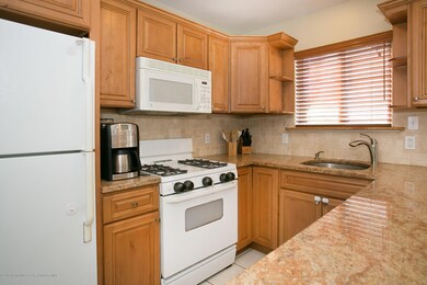 IMG_1359 Kitchen 2