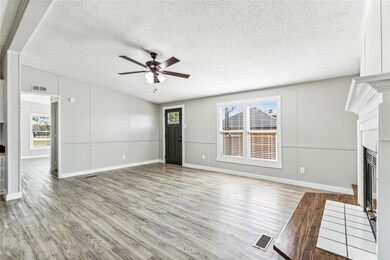 559 Je Woody Rd, Springtown, TX 76082 - photo 4