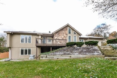 002-photo-front-view-6538512