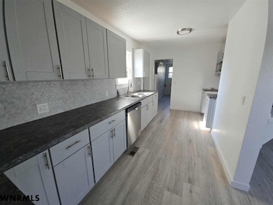 1535 7th St, Gering, NE 69341 - photo 4