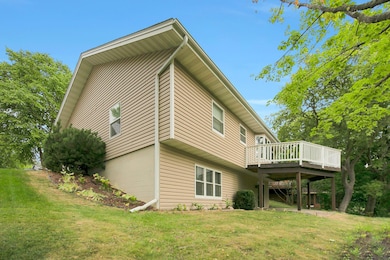 6281 Whispering Oaks Dr, Eden Prairie, MN 55346 - photo 6