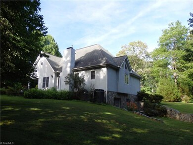 1522 Mcdaniel Dr, Asheboro, NC 27205 - photo 6