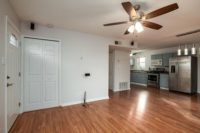 8000 Grenelle Dr, Louisville, KY 40228 - photo 2