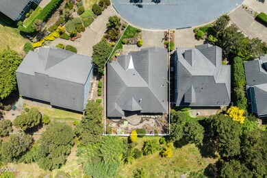 5705 SW Barnacle Ct, South Beach, OR 97366 - photo 4