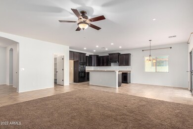 562 W Dragon Tree Ave unit 1, San Tan Valley, AZ 85140 - photo 2