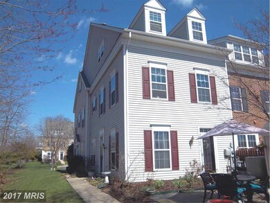 8740 Green Field Ct, Odenton, MD 21113 - photo 5