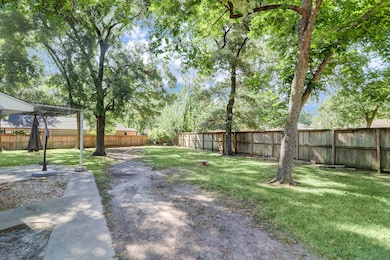 1587 Sue Barnett Dr, Houston, TX 77018 - photo 5