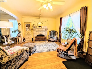 1802 3rd St, La Grande, OR 97850 - photo 4