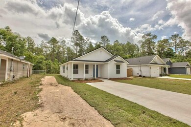 132 Duane Dr, Crawfordville, FL 32327 - photo 2