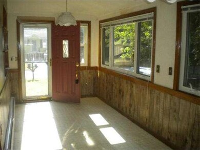 61 Lawrence St, Wilmington, MA 01887 - photo 4