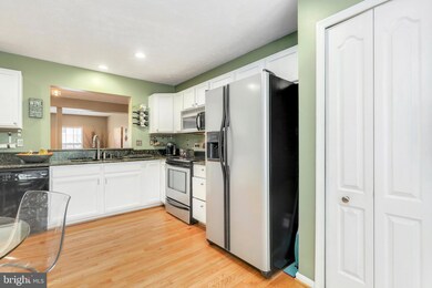 3907 Elkhorn Cir, Bowie, MD 20716 - photo 6