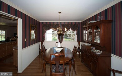 4705 Rams Head Ct, Rockville, MD 20853 - photo 6