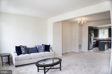 20247 Capital Ln, Hagerstown, MD 21742 - photo 7