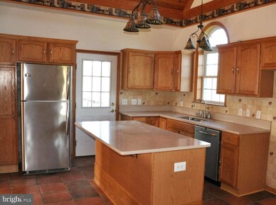 3578 Pious Ridge Rd, Berkeley Springs, WV 25411 - photo 4