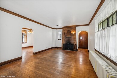 845 Greenview Ave, Des Plaines, IL 60016 - photo 4