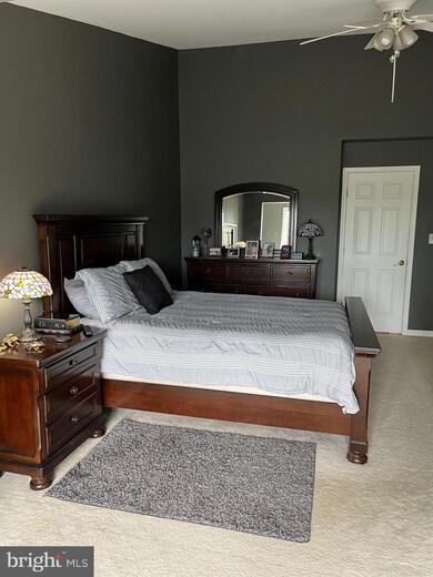 24705 Siltstone Square, Stone Ridge, VA 20105 - photo 5