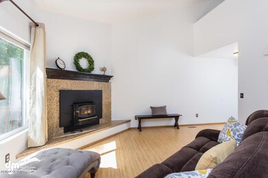 5940 Keyann Cir, Anchorage, AK 99504 - photo 6