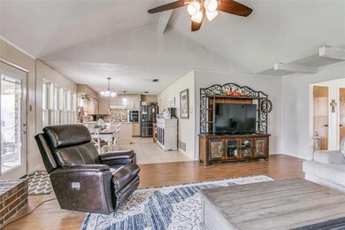 728 Springhill Dr, Hurst, TX 76054 - photo 5