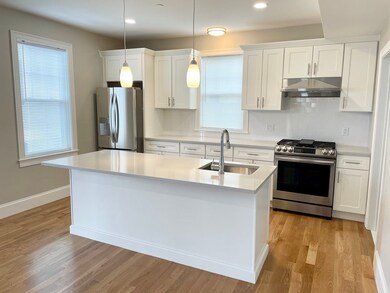 4 Wakefield Ave unit 5, Wakefield, MA 01880 - photo 2