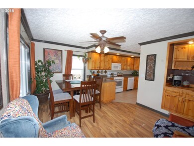 810 SW Hailey Ave, Pendleton, OR 97801 - photo 7