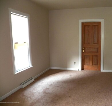 07 Dining Room