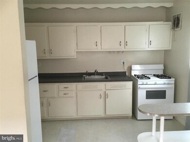 405 Montrose Ave unit A, Laurel, MD 20707 - photo 3