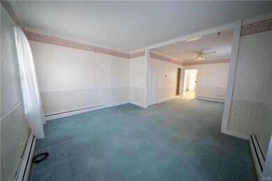 201 George St, Pen Argyl, PA 18072 - photo 6