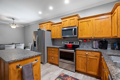 1522 W Texas St, Denison, TX 75020 - photo 6