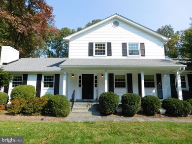 12125 Stirrup Rd, Reston, VA 20191 - photo 3