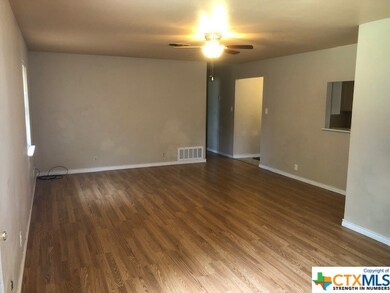 1910 Potter Dr, Copperas Cove, TX 76522 - photo 4