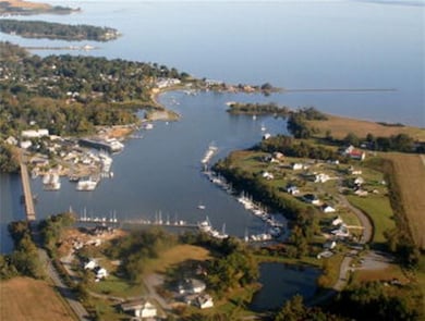 Aerial view of Urbanna Harbour on Urbanna Creek