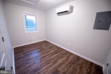 22880 Dement Ln unit 3, California, MD 20619 - photo 4