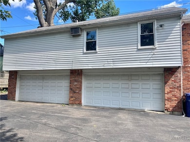 89 Johnson Park unit 4, Buffalo, NY 14201 - photo 2