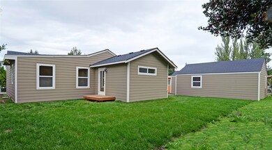 1226 Kossuth Ave, Everett, WA 98203 - photo 3