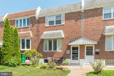 2877 Tremont St, Philadelphia, PA 19136 - photo 2