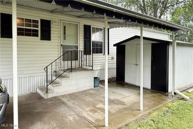 11 Brookins Dr, Olmsted Falls, OH 44138 - photo 3