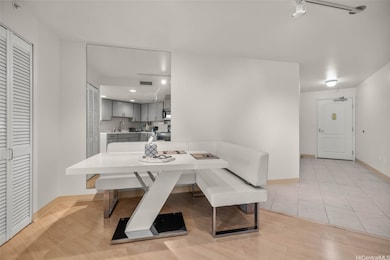 One Kalakaua unit 912, Honolulu, HI 96826 - photo 4