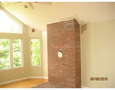 8 Ivy Meadows Ln, Westport, MA 02790 - photo 4