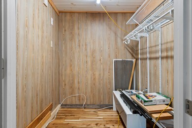 1 Glen St_158