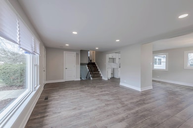 18921 Loretto Ln, Country Club Hills, IL 60478 - photo 4